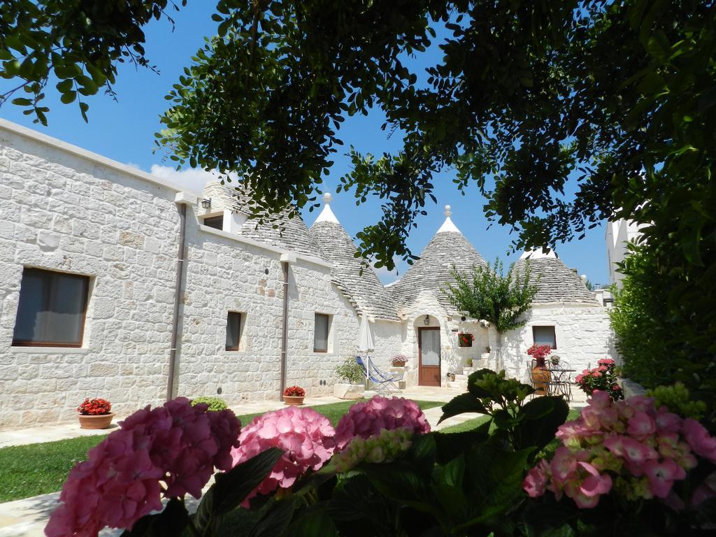 I Trulli Del Nonno Michele Guest House Alberobello Exterior photo