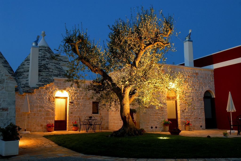I Trulli Del Nonno Michele Guest House Alberobello Exterior photo