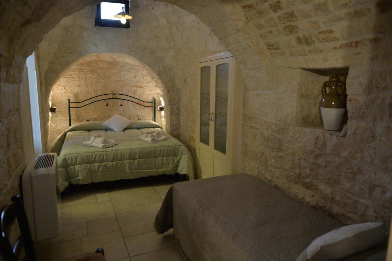 I Trulli Del Nonno Michele Guest House Alberobello Exterior photo